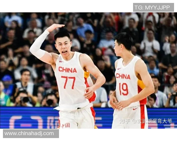 马刺队展现超强实力,以135-70轻取中国男篮